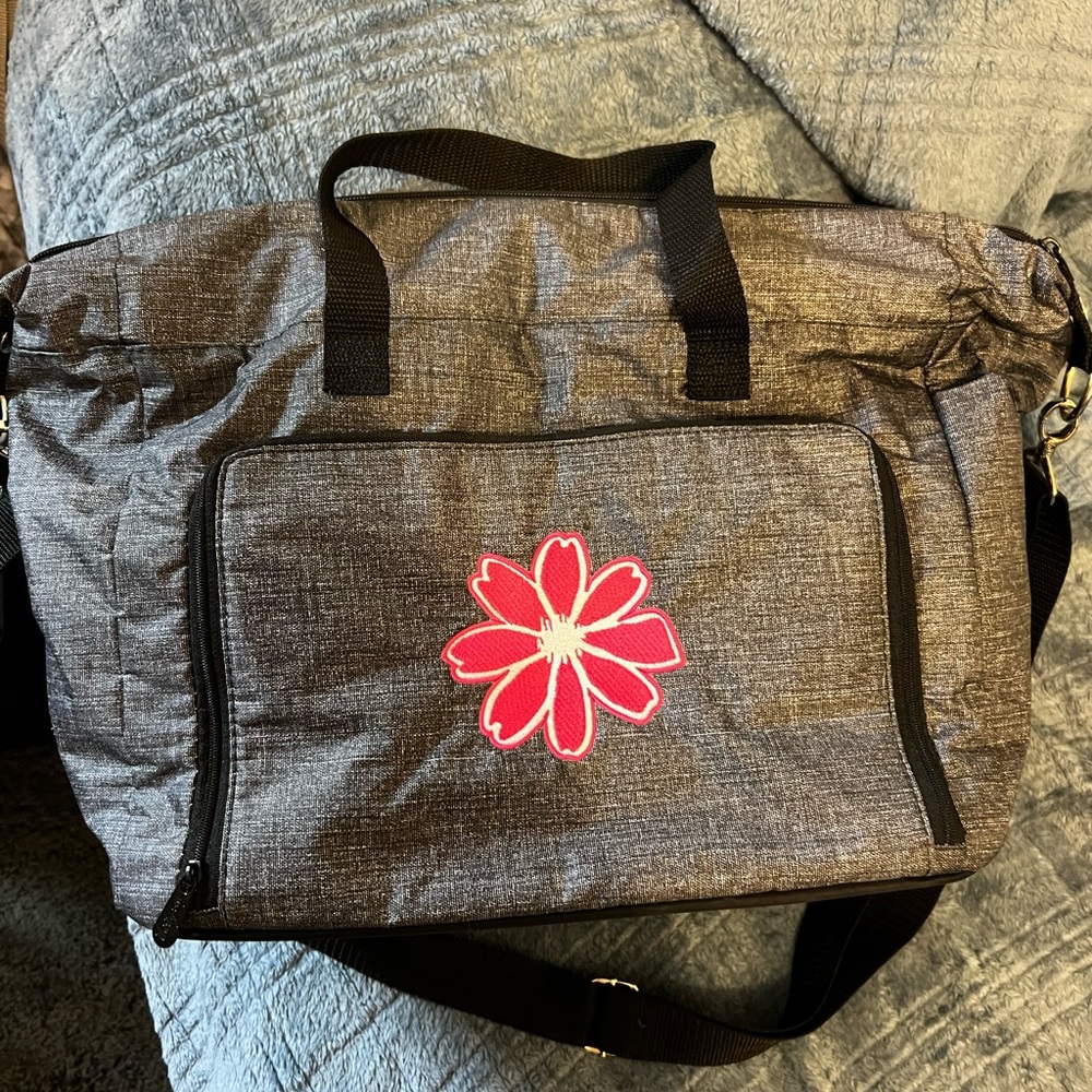 Thirty-One Gray Tote with Pink Flower